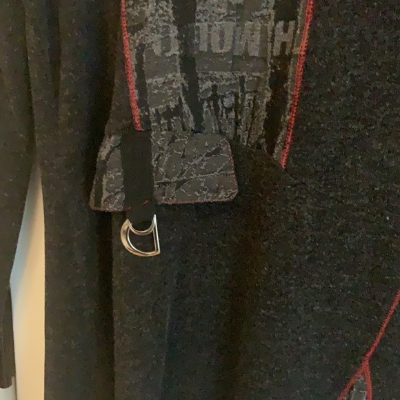 Tunic - Picture 3 of 3